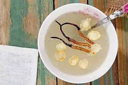 Yến sào nhân sâm Hoa Kỳ